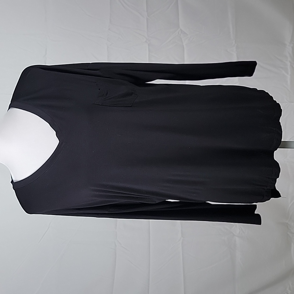 Rae Mode Size L Black Drop Shoulder V Neck Long Sleeve T Shirt, EUC